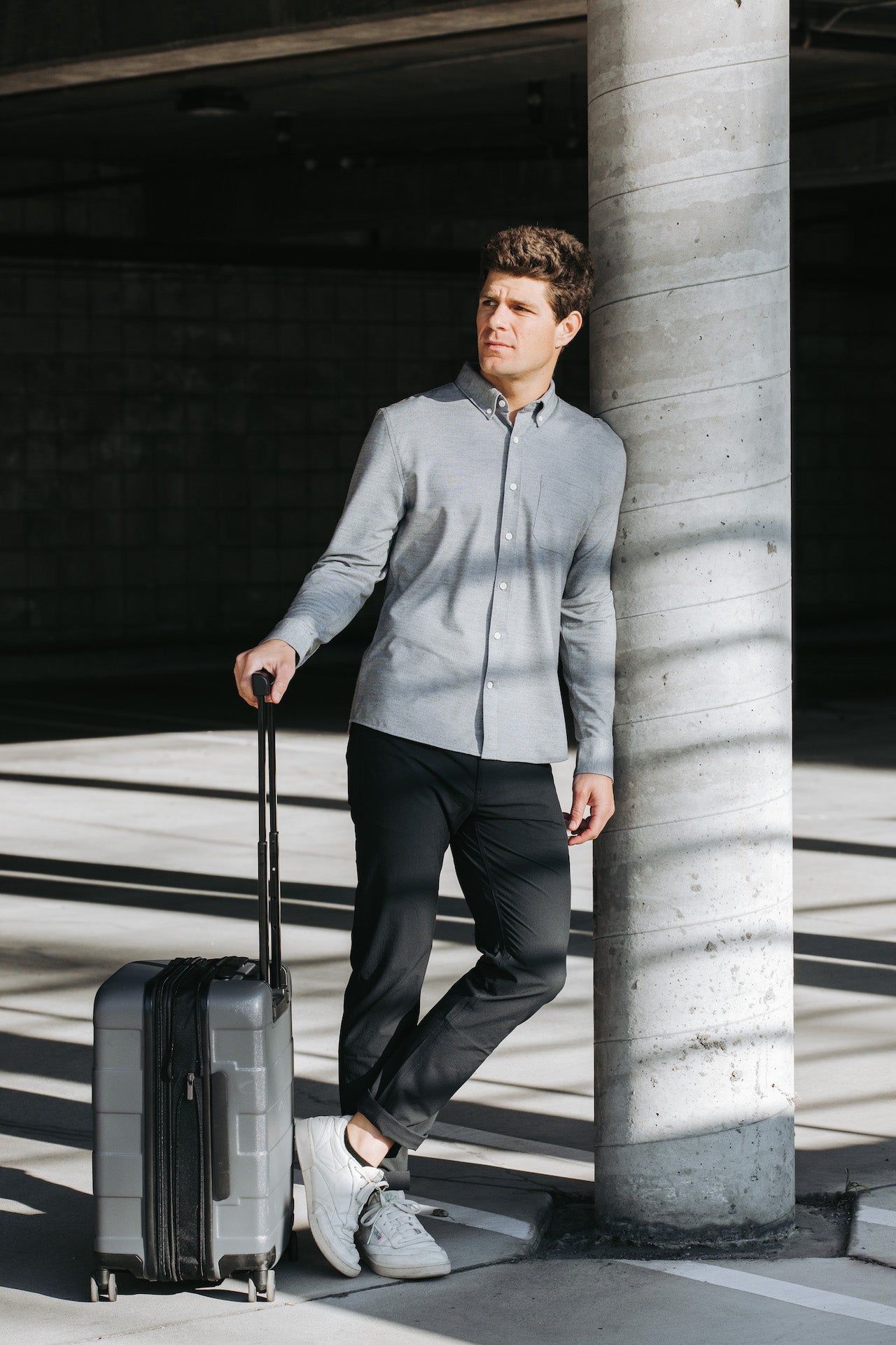 10 Genius Minimalist Packing Tips to Fit Your Entire Life in a Suitcase