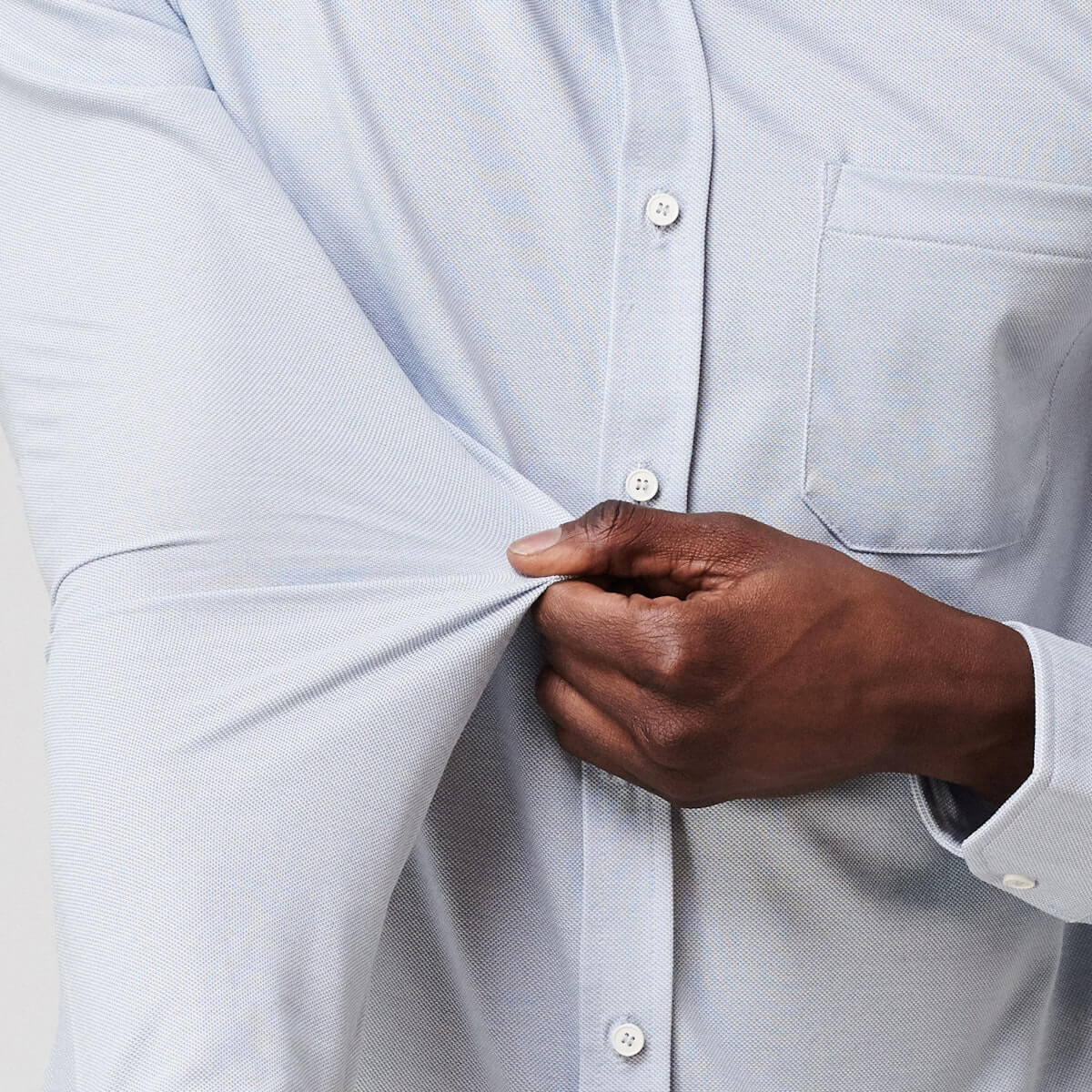 H&W:Jonathan is 6’2" / 170 lbs wearing size M#color_light blue heather