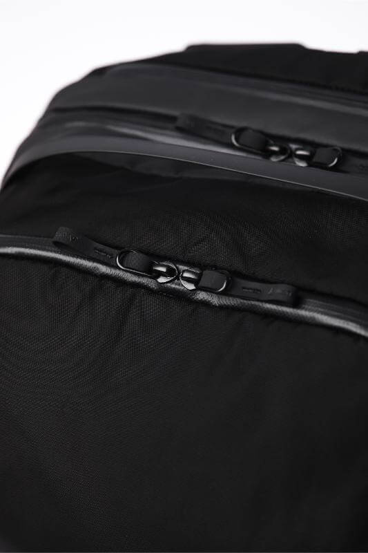Voyager™ Travel35 Backpack