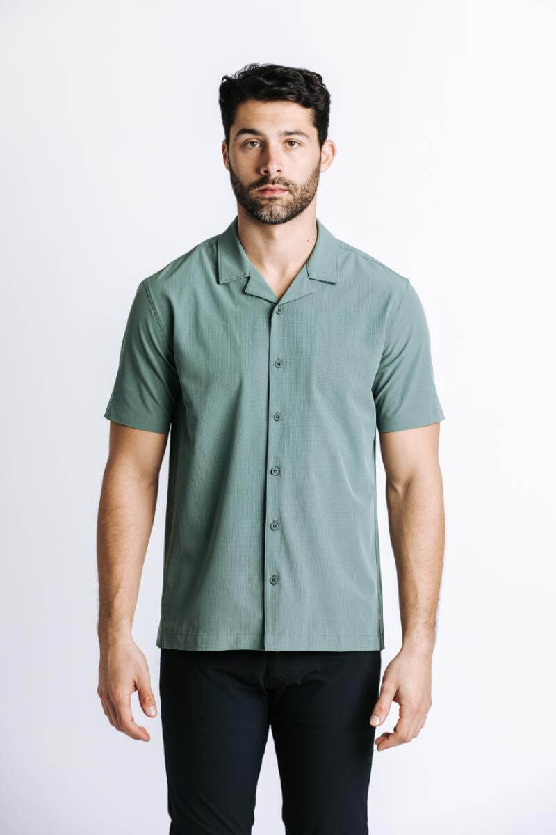 H&W: Colt is 6'3" 195 lbs wearing size M#color_elm
