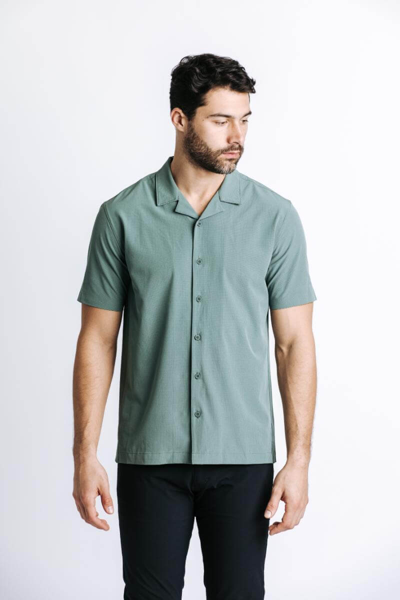 H&W: Colt is 6'3" 195 lbs wearing size M#color_elm