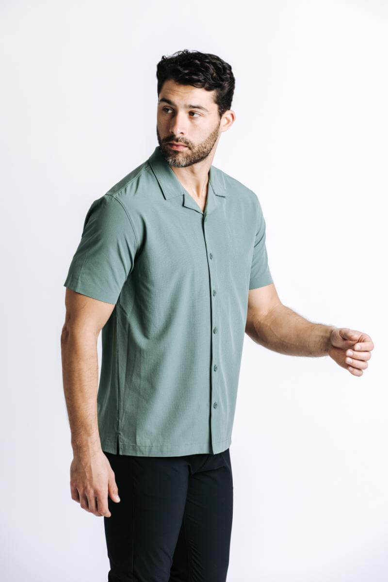 H&W: Colt is 6'3" 195 lbs wearing size M#color_elm