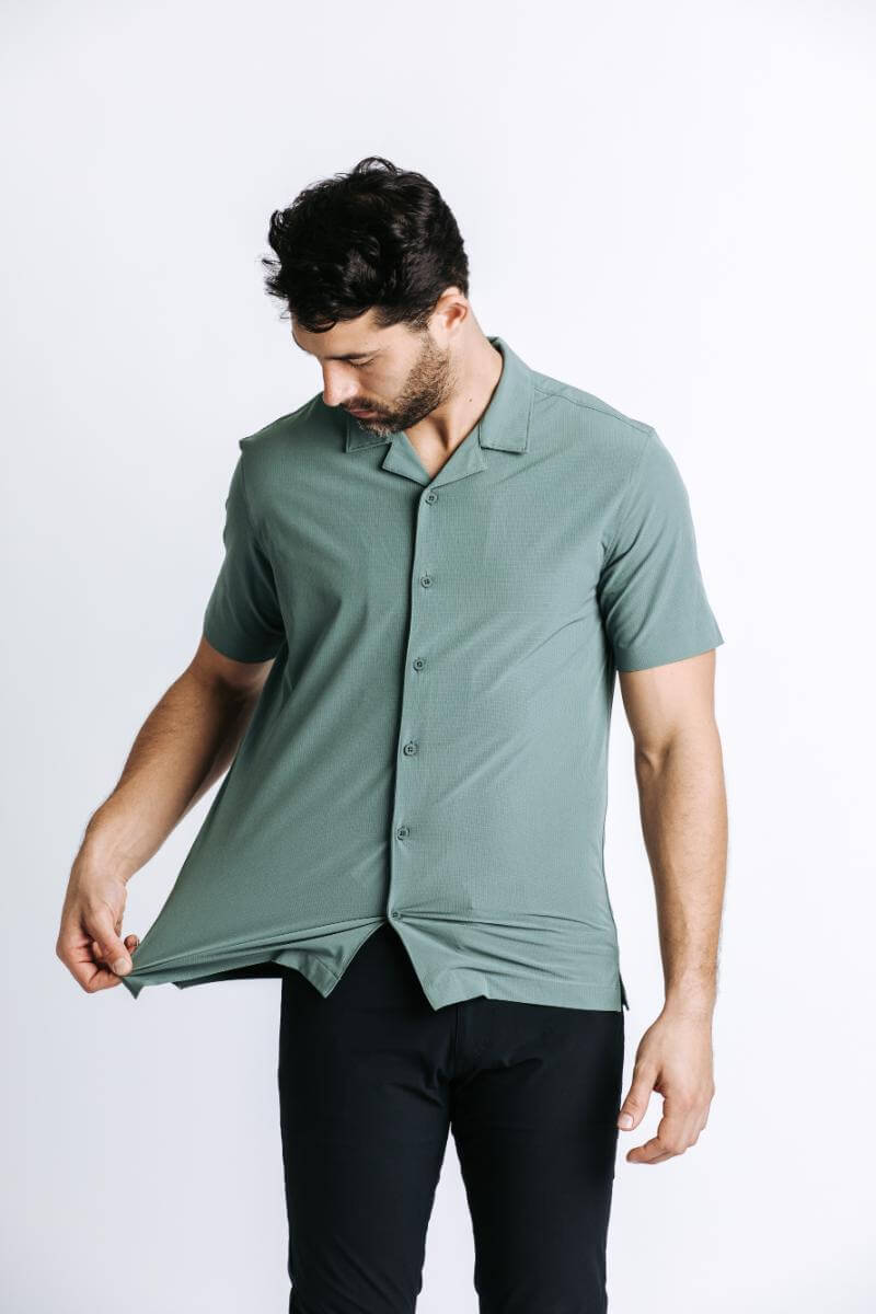 H&W: Colt is 6'3" 195 lbs wearing size M#color_elm