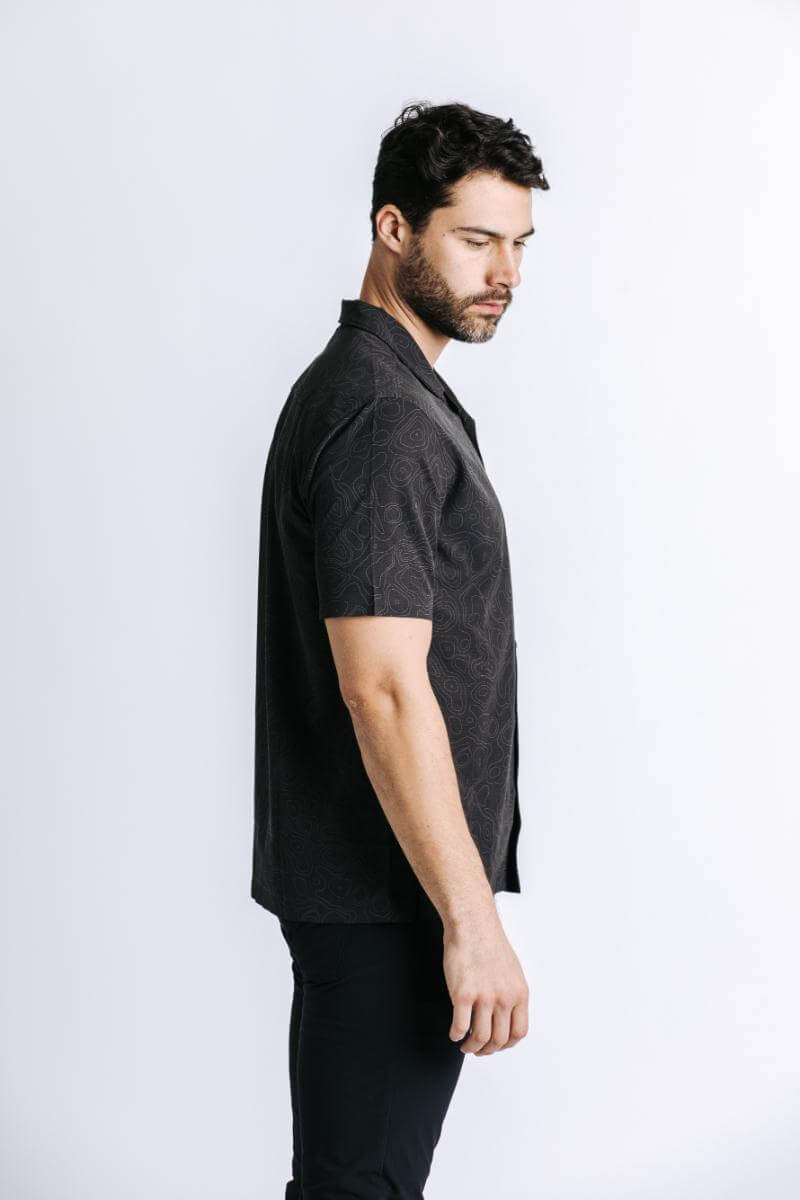 H&W: Colt is 6'3" 195 lbs wearing size M#color_black topo