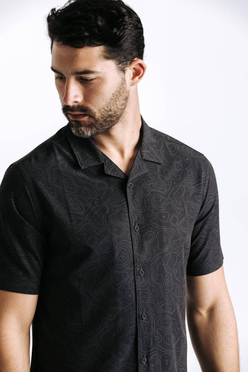 H&W: Colt is 6'3" 195 lbs wearing size M#color_black topo