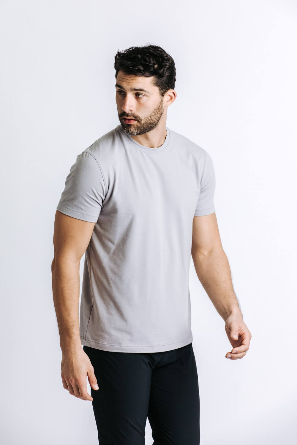 H&W: Colt is 6'3" 195 lbs wearing size M#color_fog