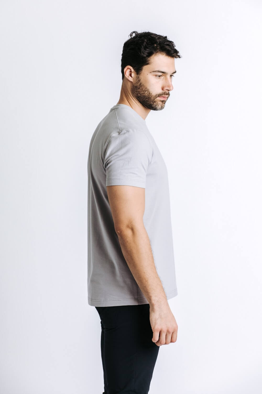 H&W: Colt is 6'3" 195 lbs wearing size M#color_fog