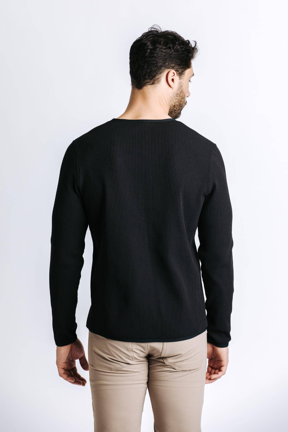 H&W:Colt is 6'3" 195 lbs wearing size M#color_black