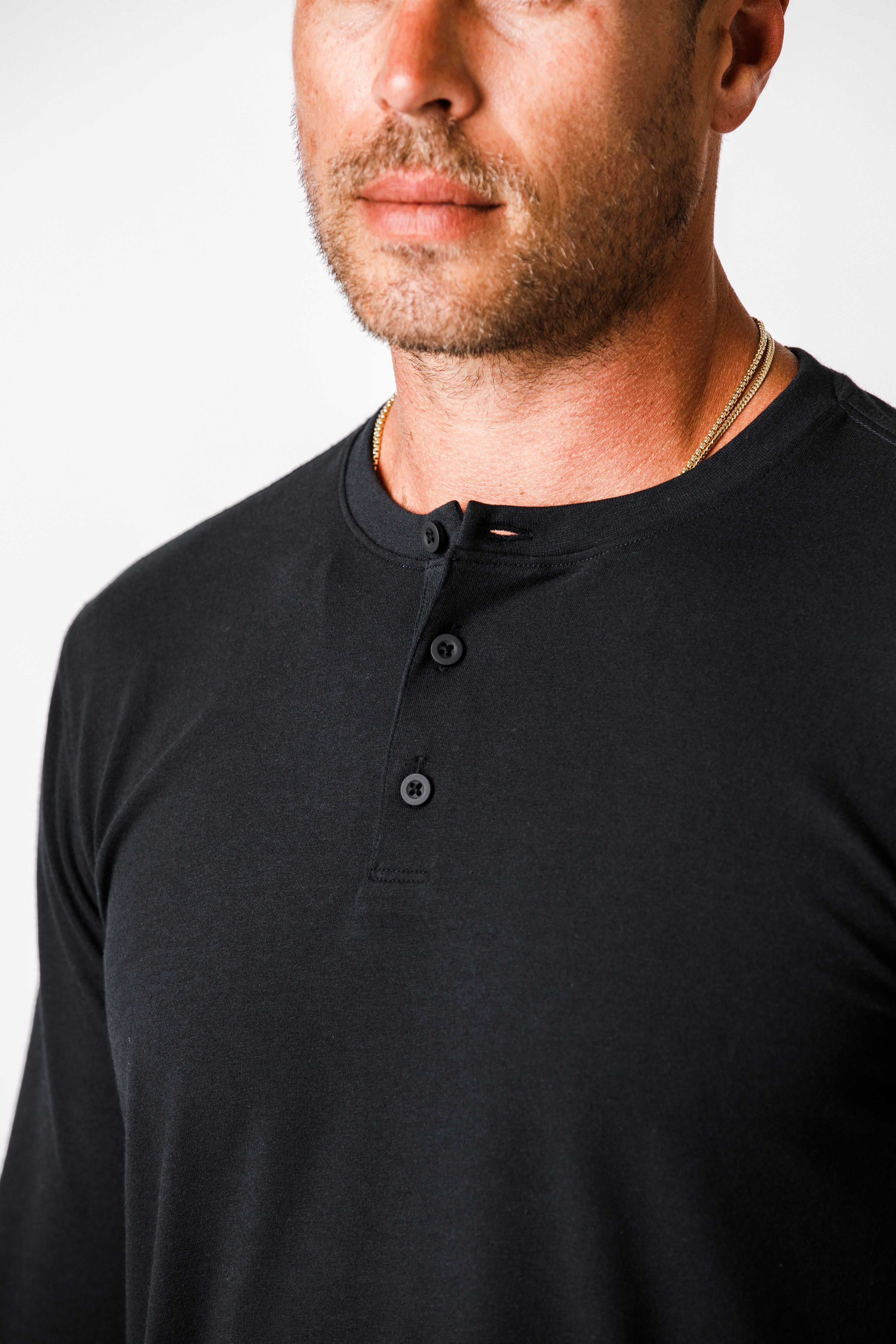 H&W: Tom is 6’ / 170 lbs. wearing size Medium#color_black