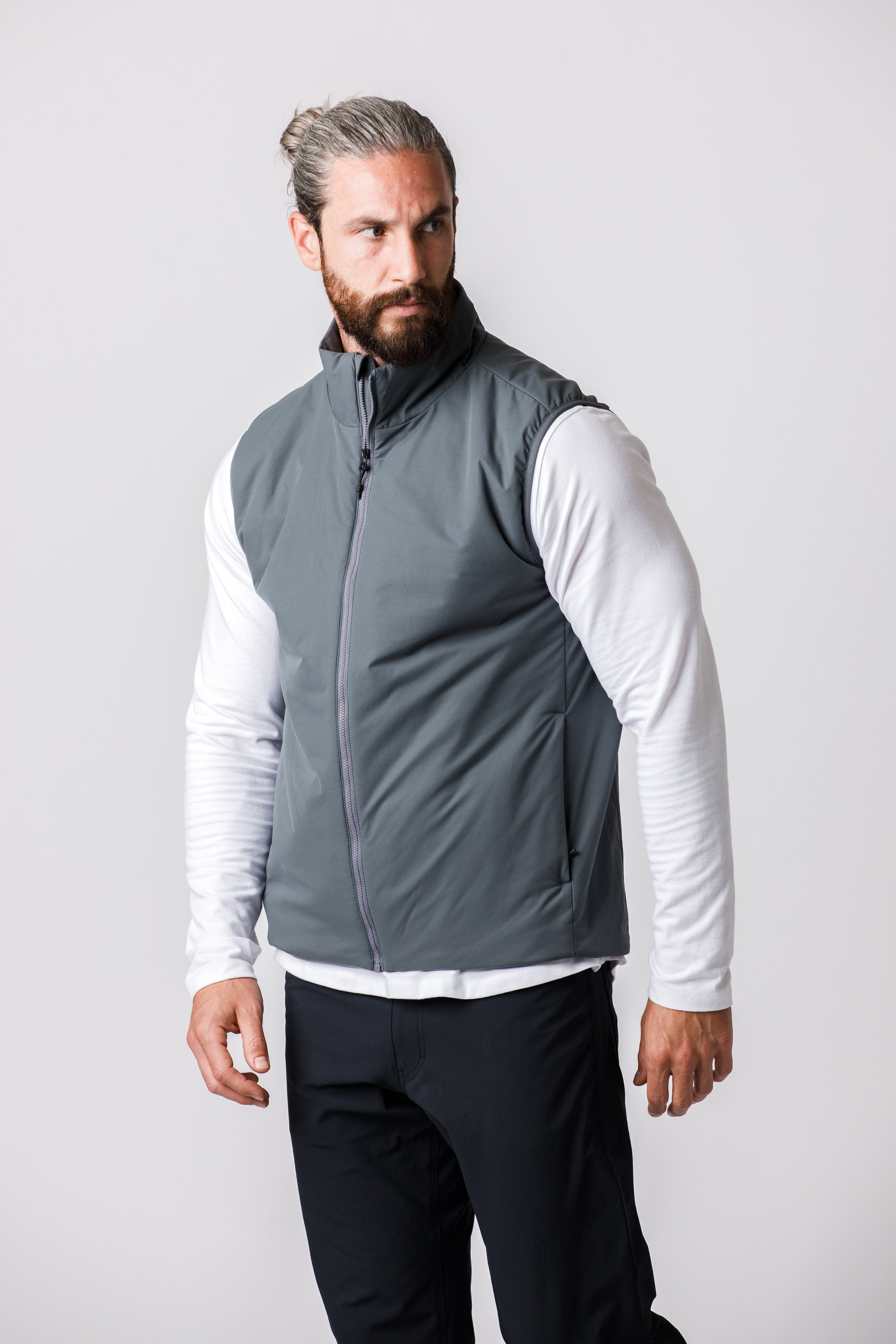 H&W: Weston is 6' / 180lbs. wearing size Medium#color_blue grey