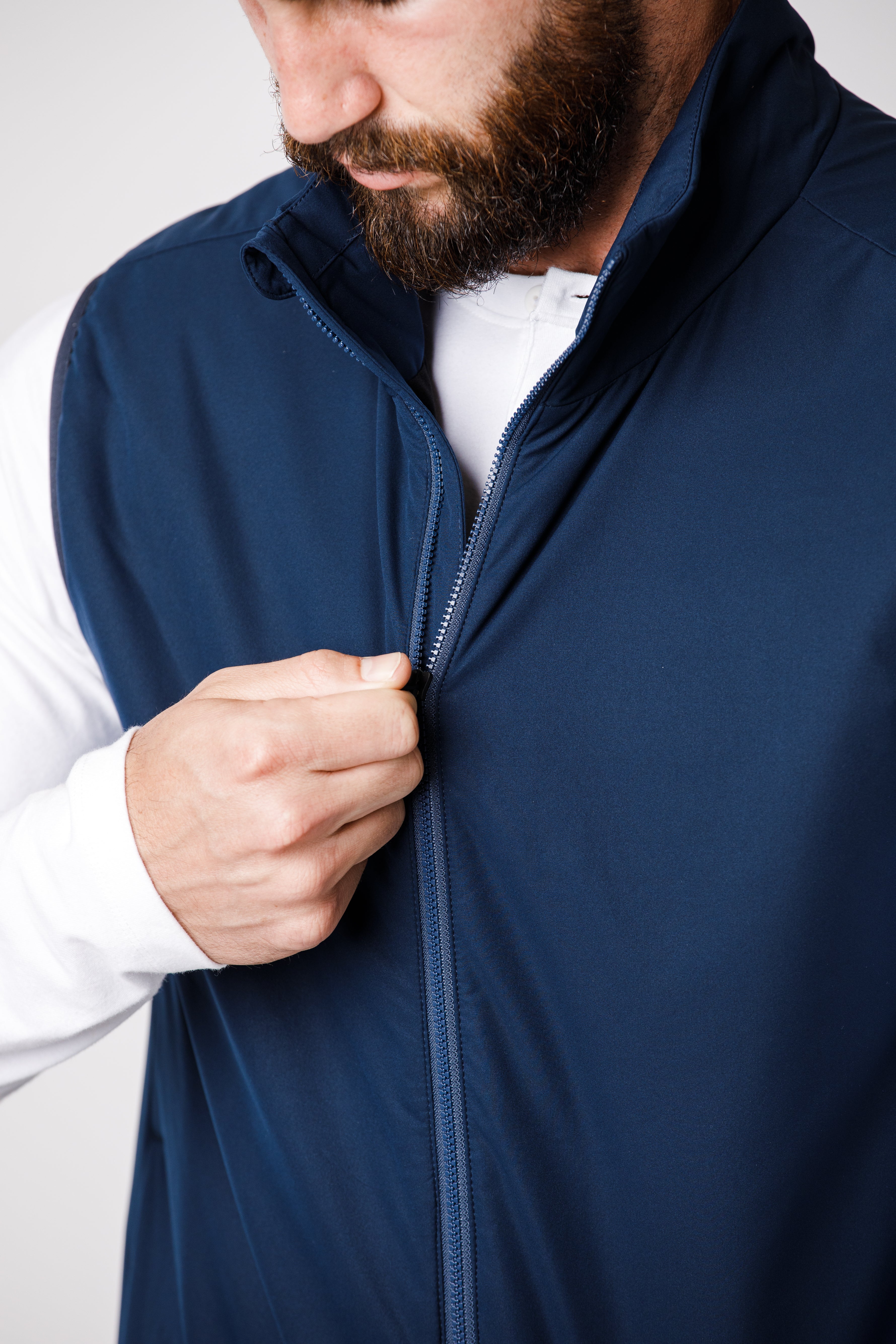 H&W: Weston is 6' / 180lbs. wearing size Medium#color_navy