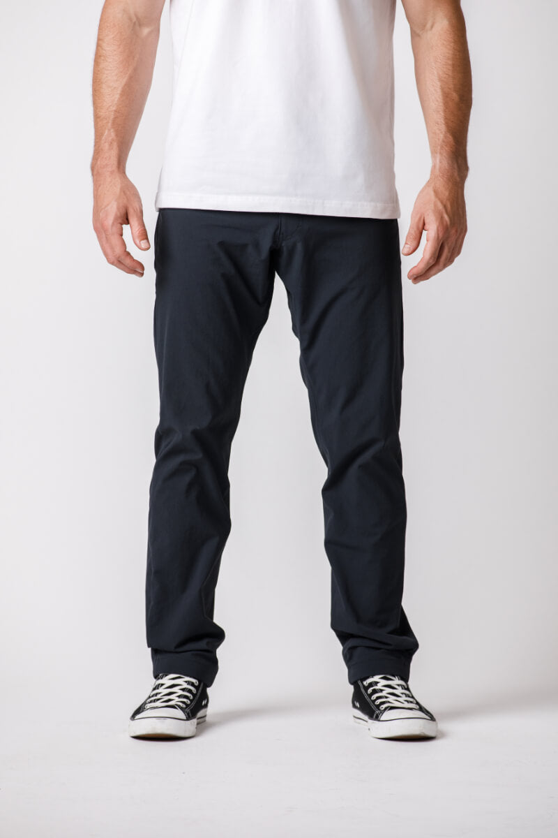 Black 30 Inch Inseam Size 33 Pants for Men for sale