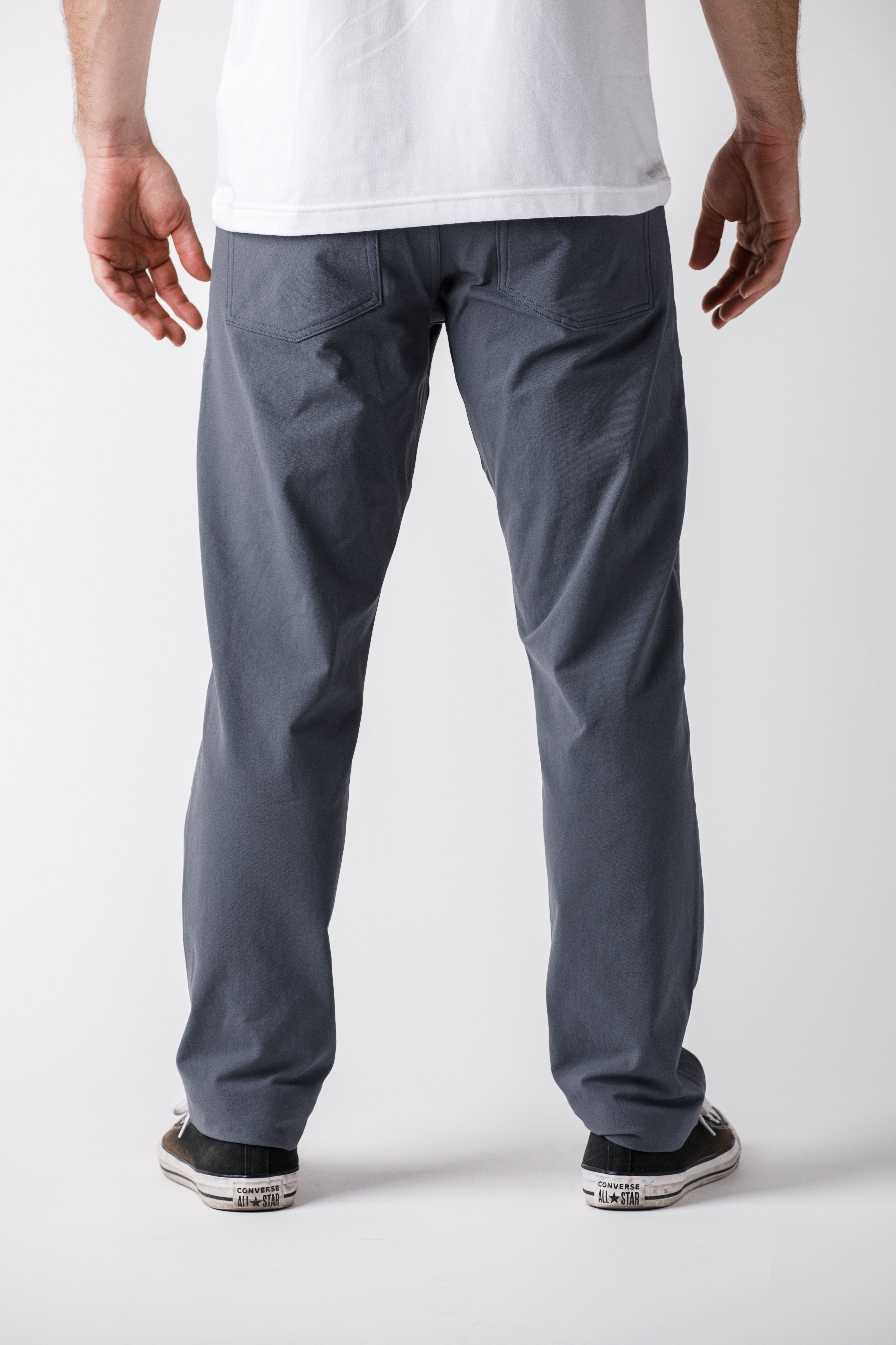 H&W: Weston is 6' / 180lbs. wearing size 32#color_blue grey