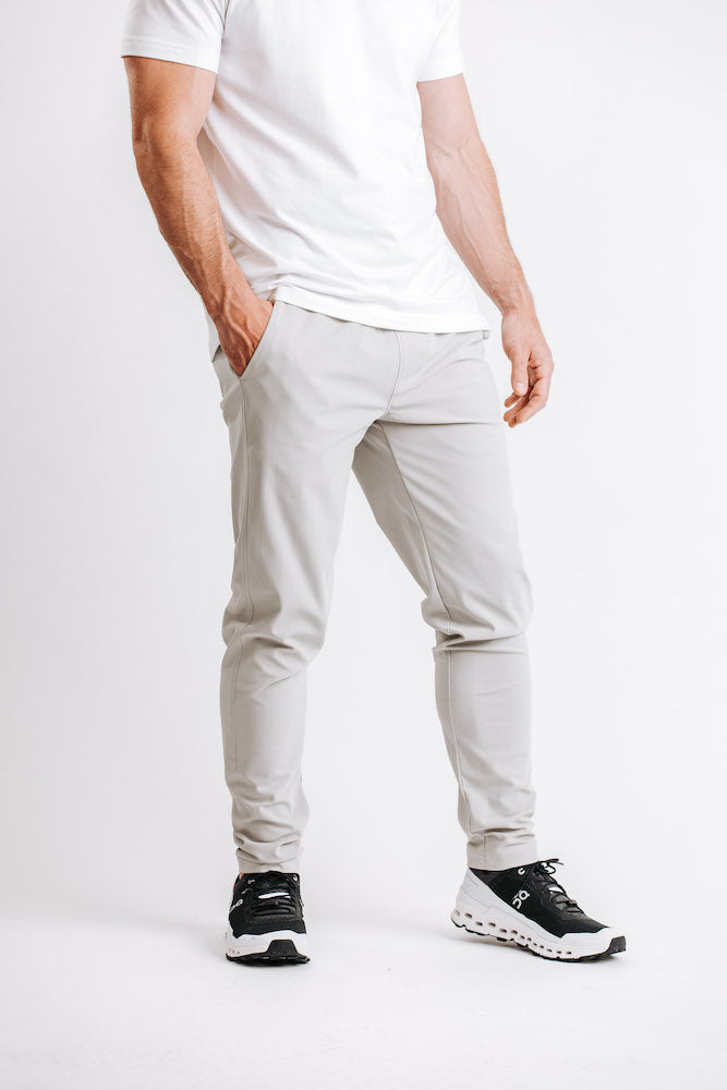 H&W:Weston is 6'0" 180lbs wearing the M/31#color_dune