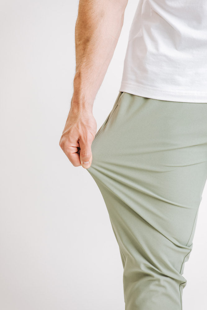 H&W:Weston is 6'0" 180lbs wearing the M/311#color_dune