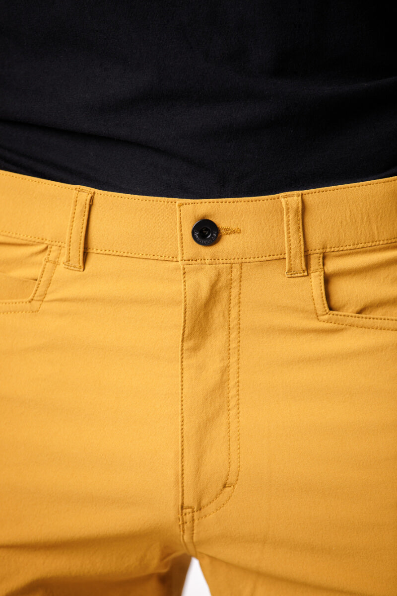 H&W: Weston is 6'1"/180lbs wearing size 32#color_canyon