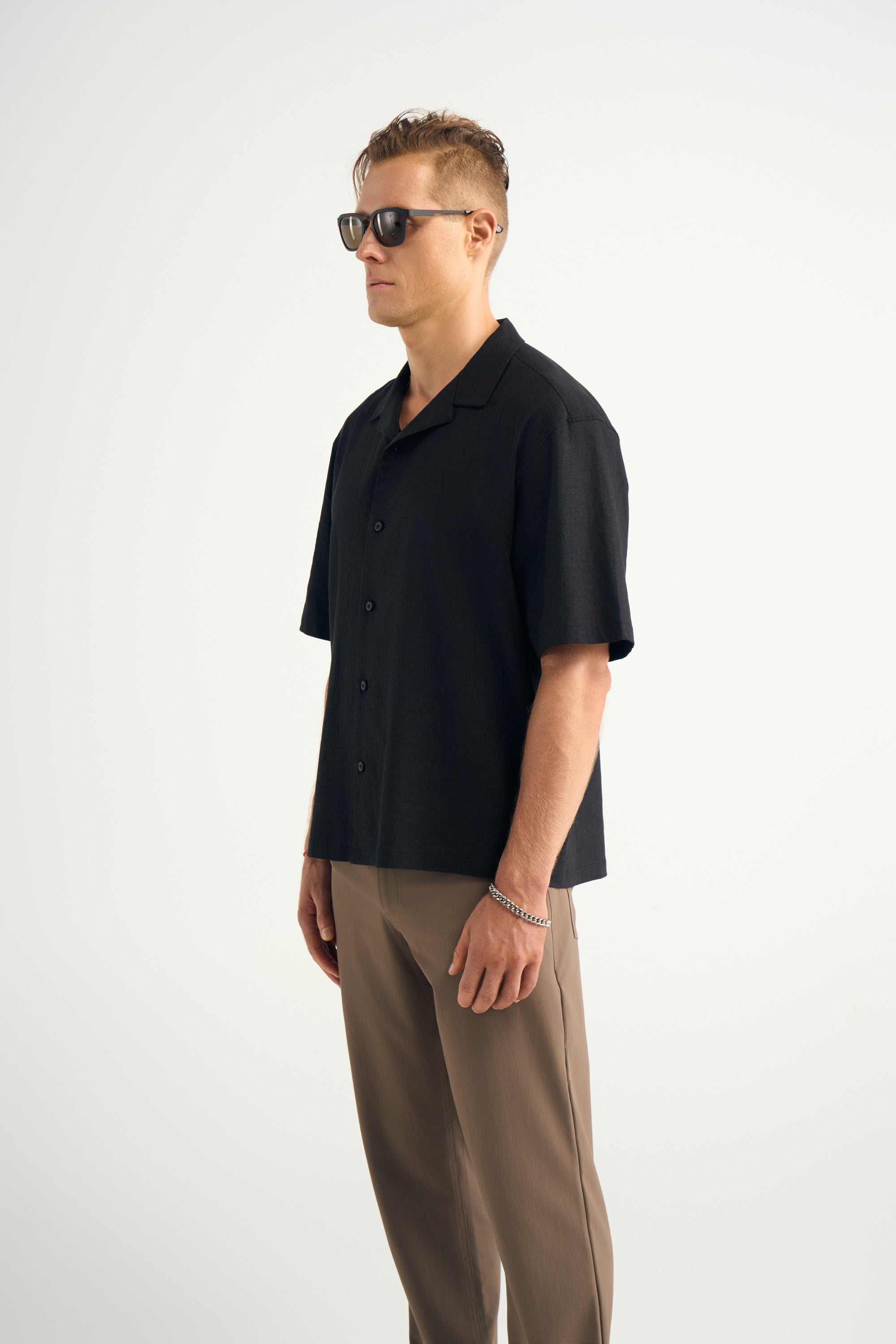 BreezeLinen™ Camp Shirt - Black