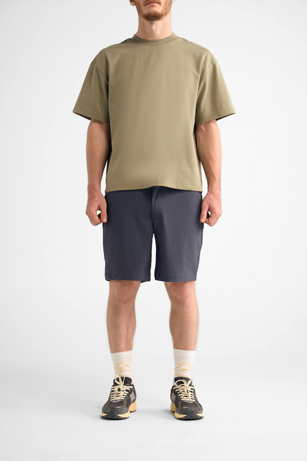 H&W:Noah is 5'11 / 165lbs wearing size M #color_blue grey