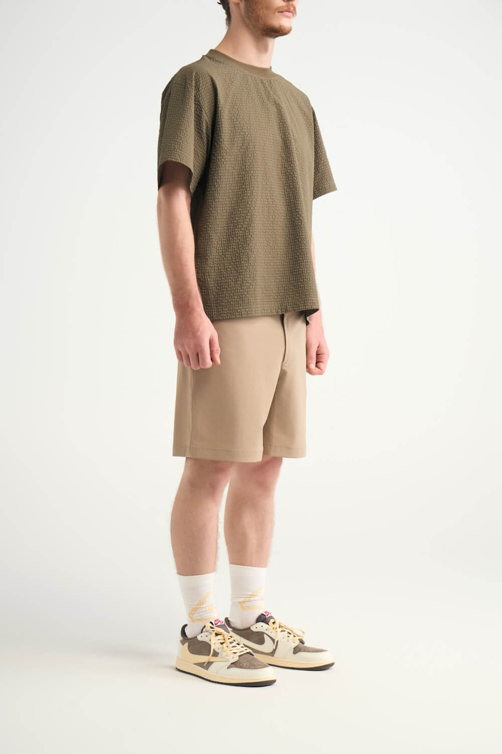 H&W:Noah is 5'11 / 165lbs wearing size M#color_sand