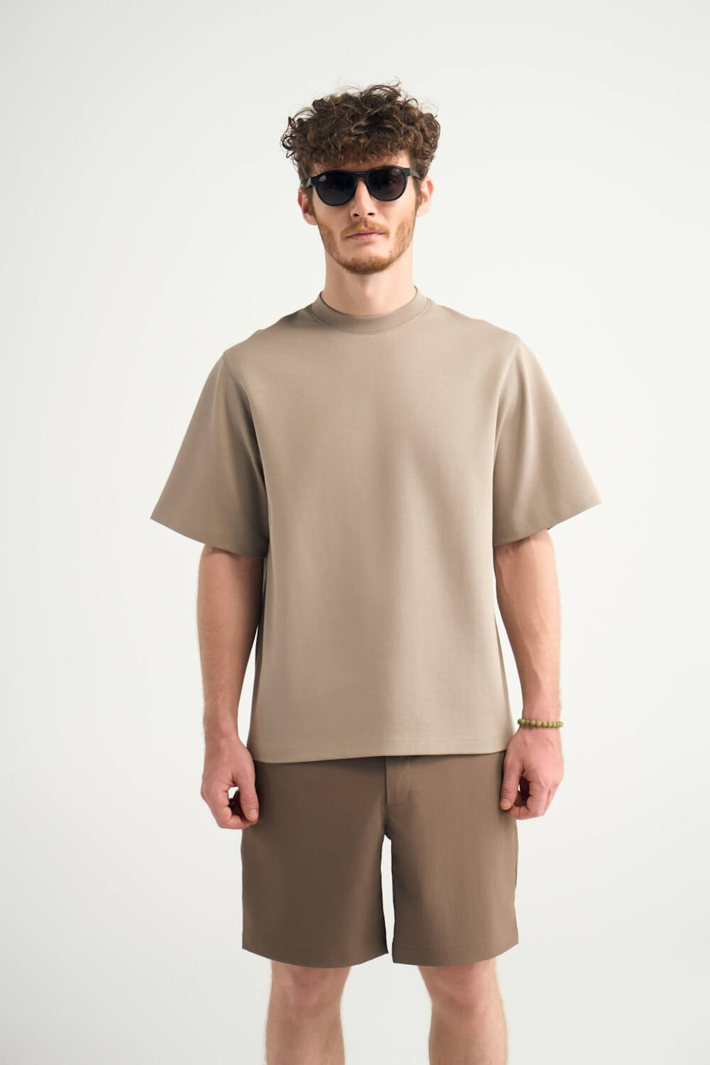 H&W:Noah is 5'11 / 165lbs wearing size M#color_stone