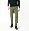 Tom is 6’ / 170 Lbs. wearing size 32