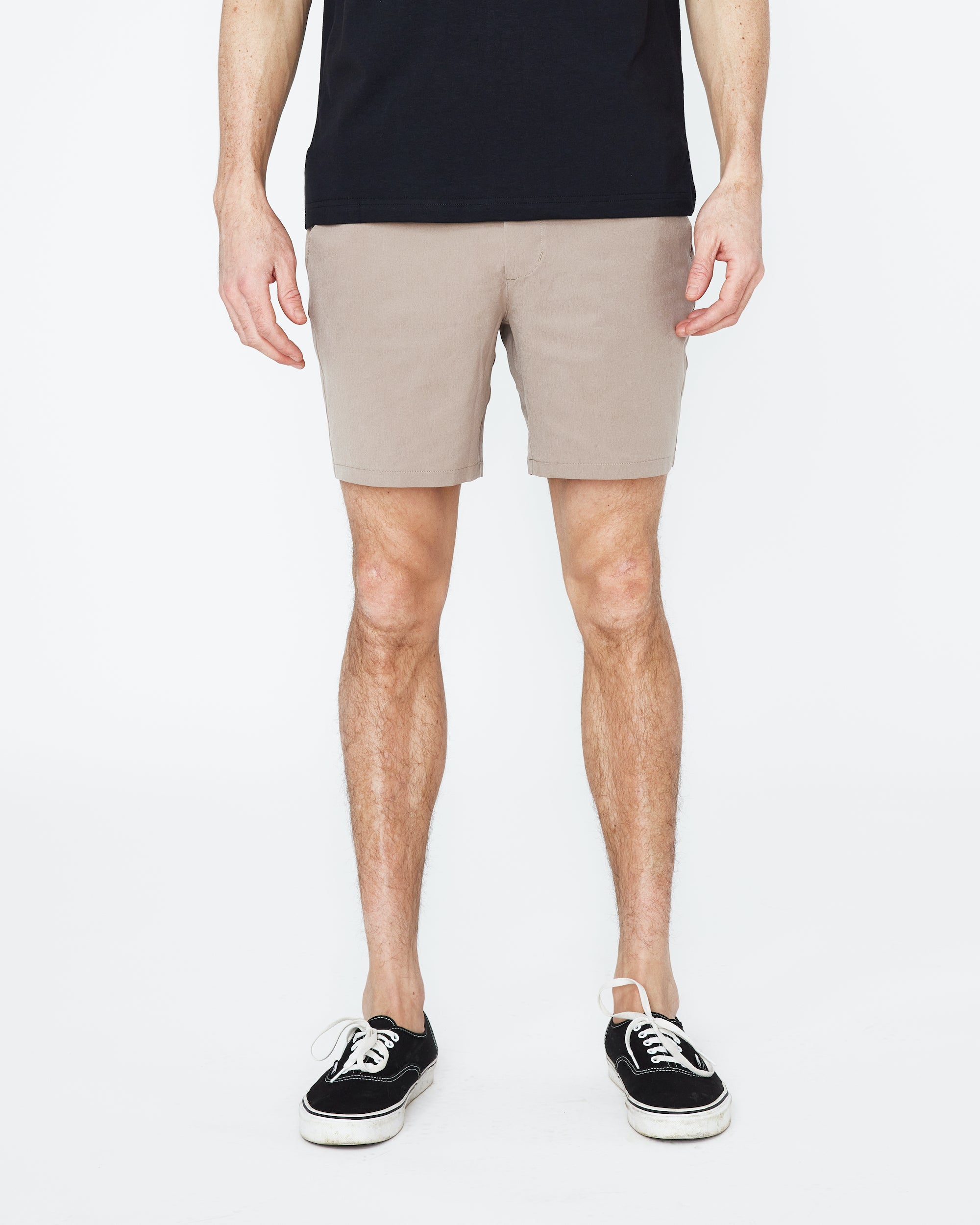 Boundless Short - Sand