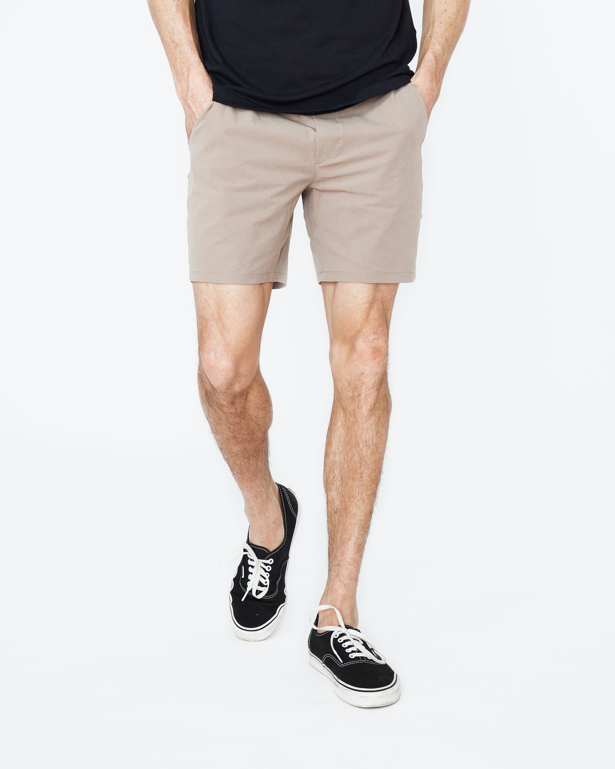 Boundless Short - Sand