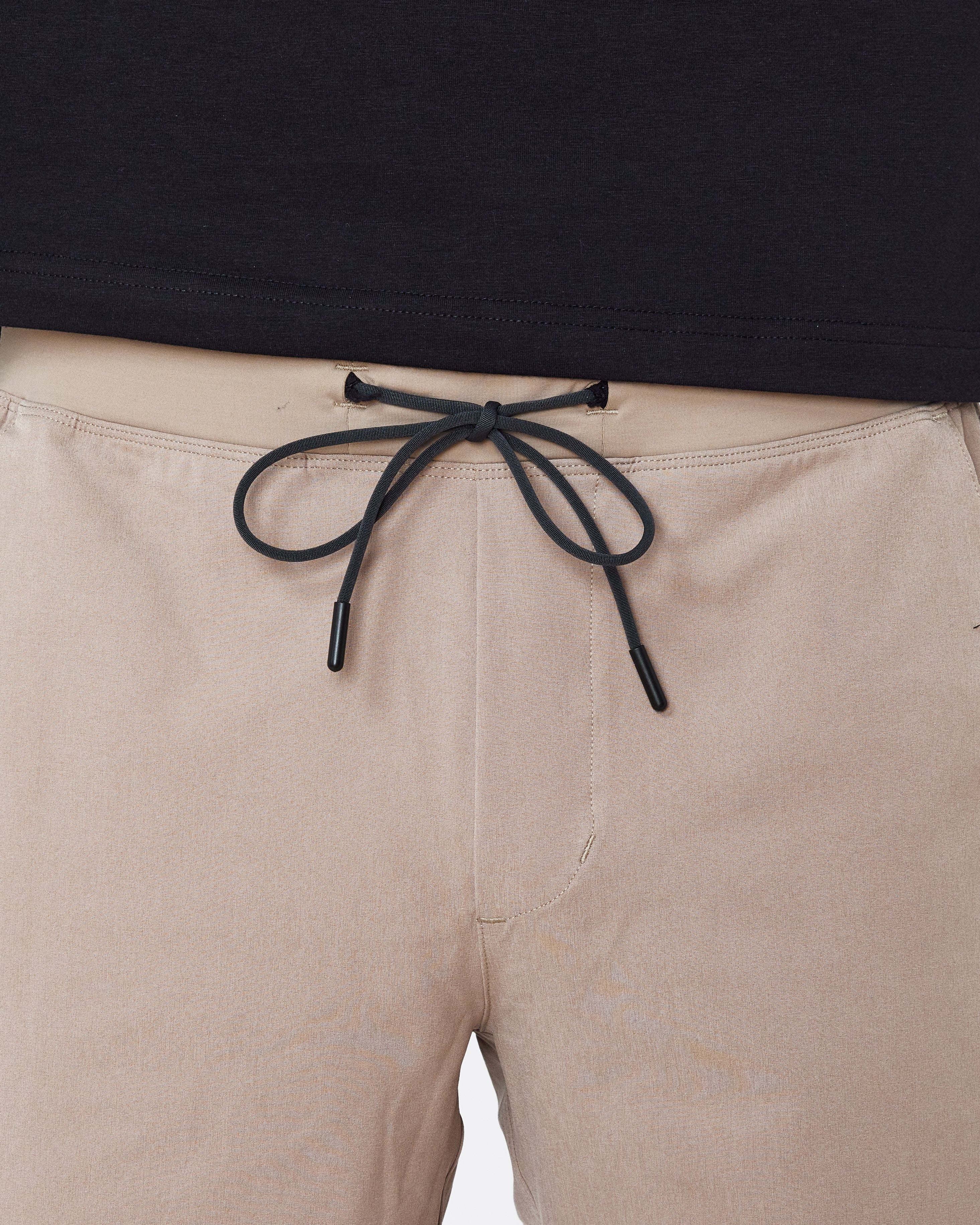 Boundless Short - Sand