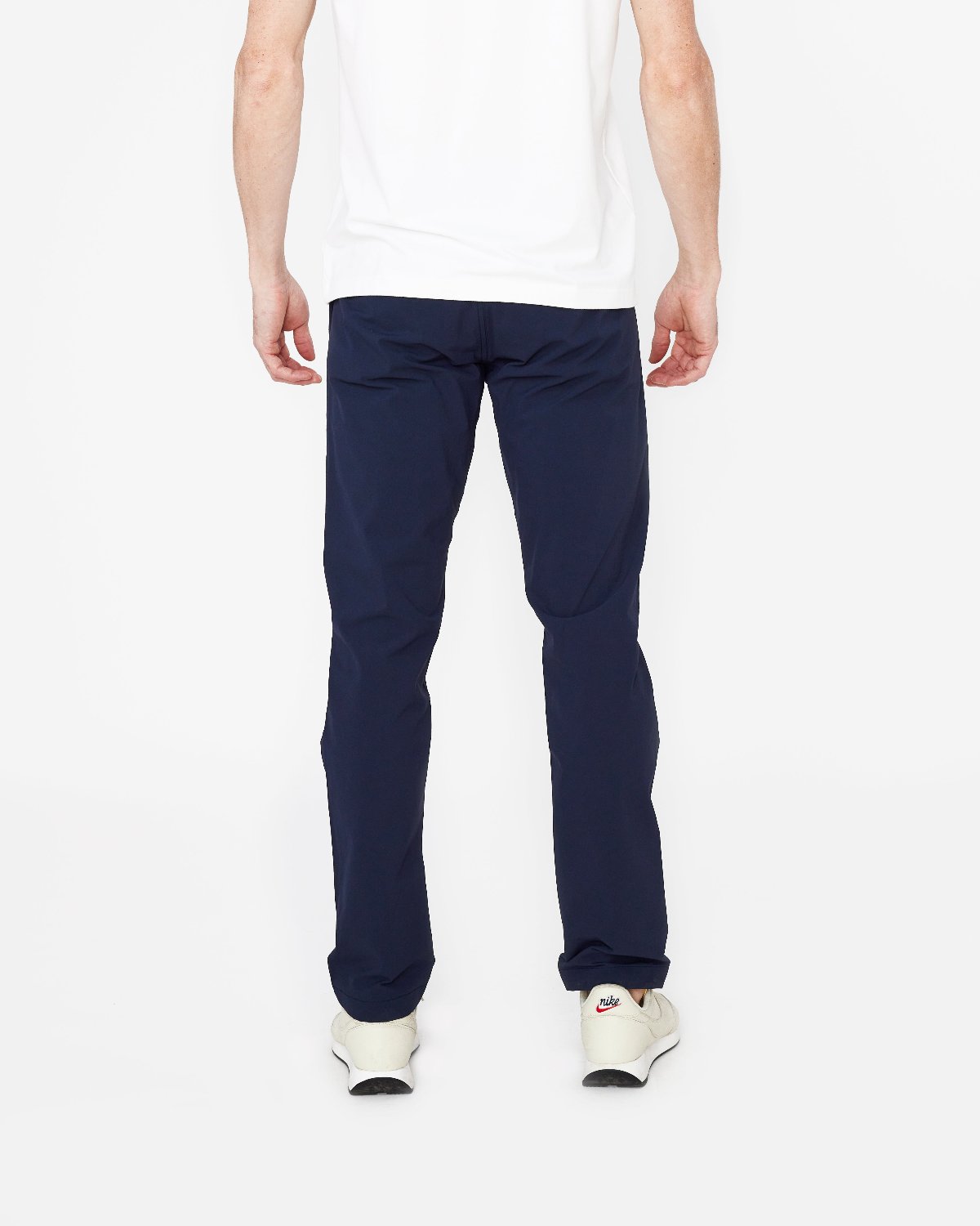 H&W:Micah is 6’2" / 170 wearing size 32#color_navy