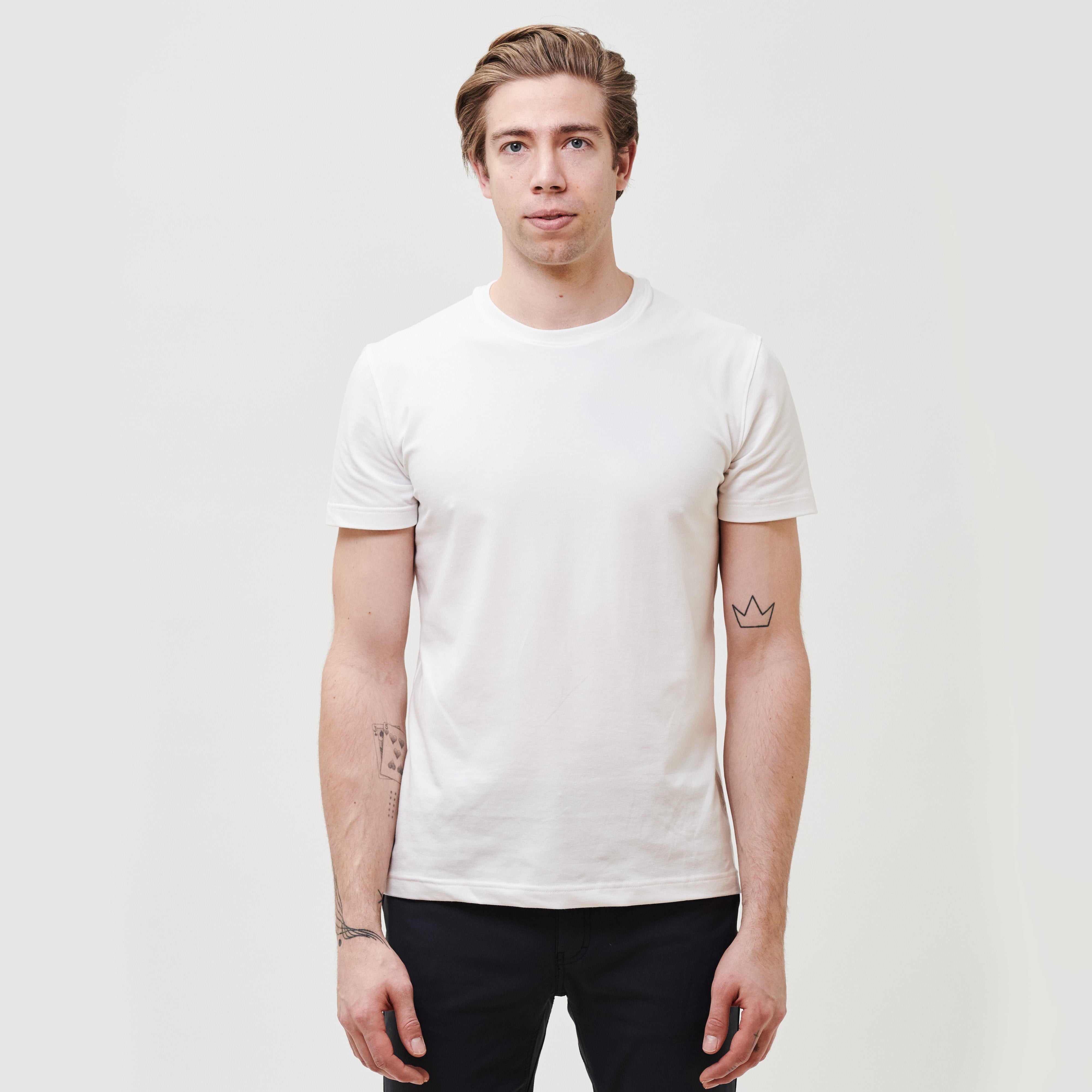 #color_white
