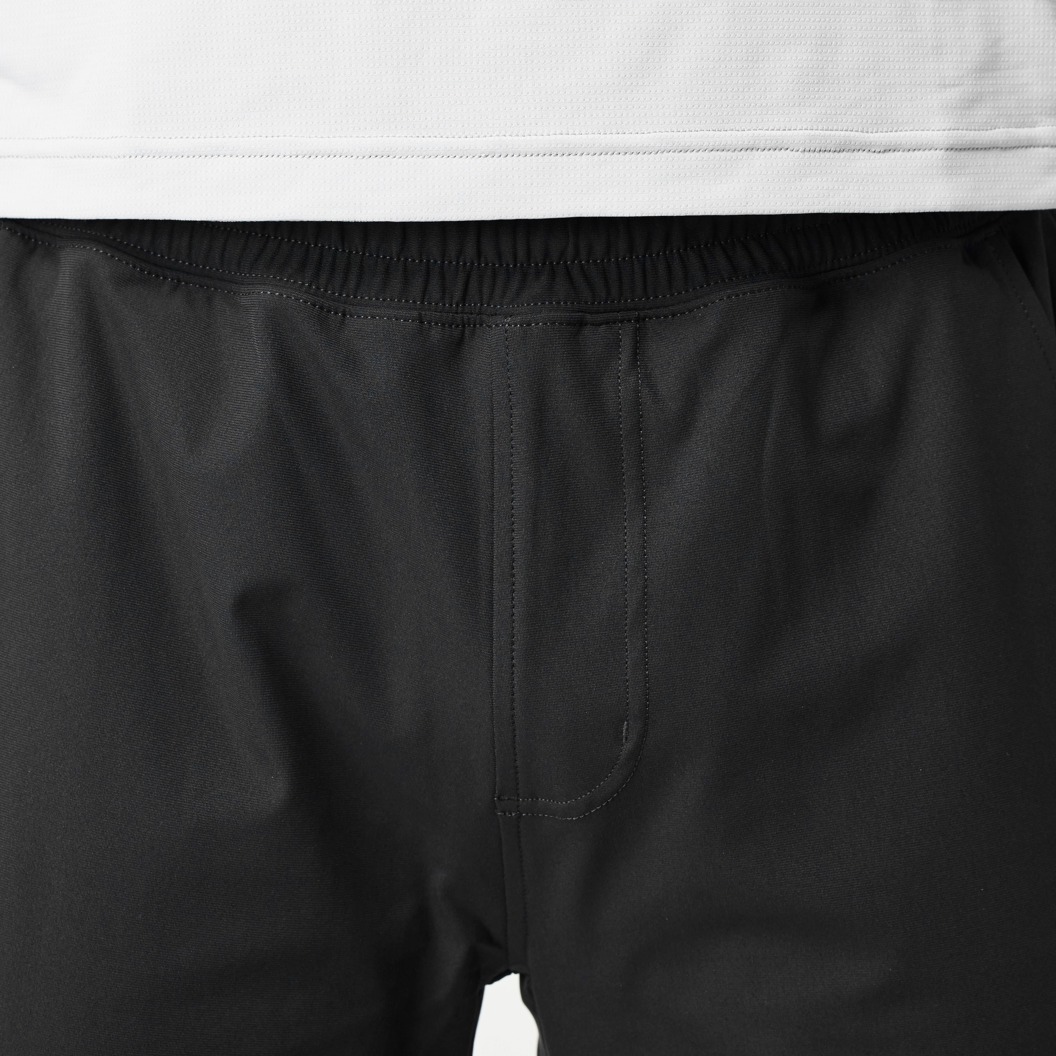 H&W: Kevin is 6’3" / 175 wearing the M/31#color_black