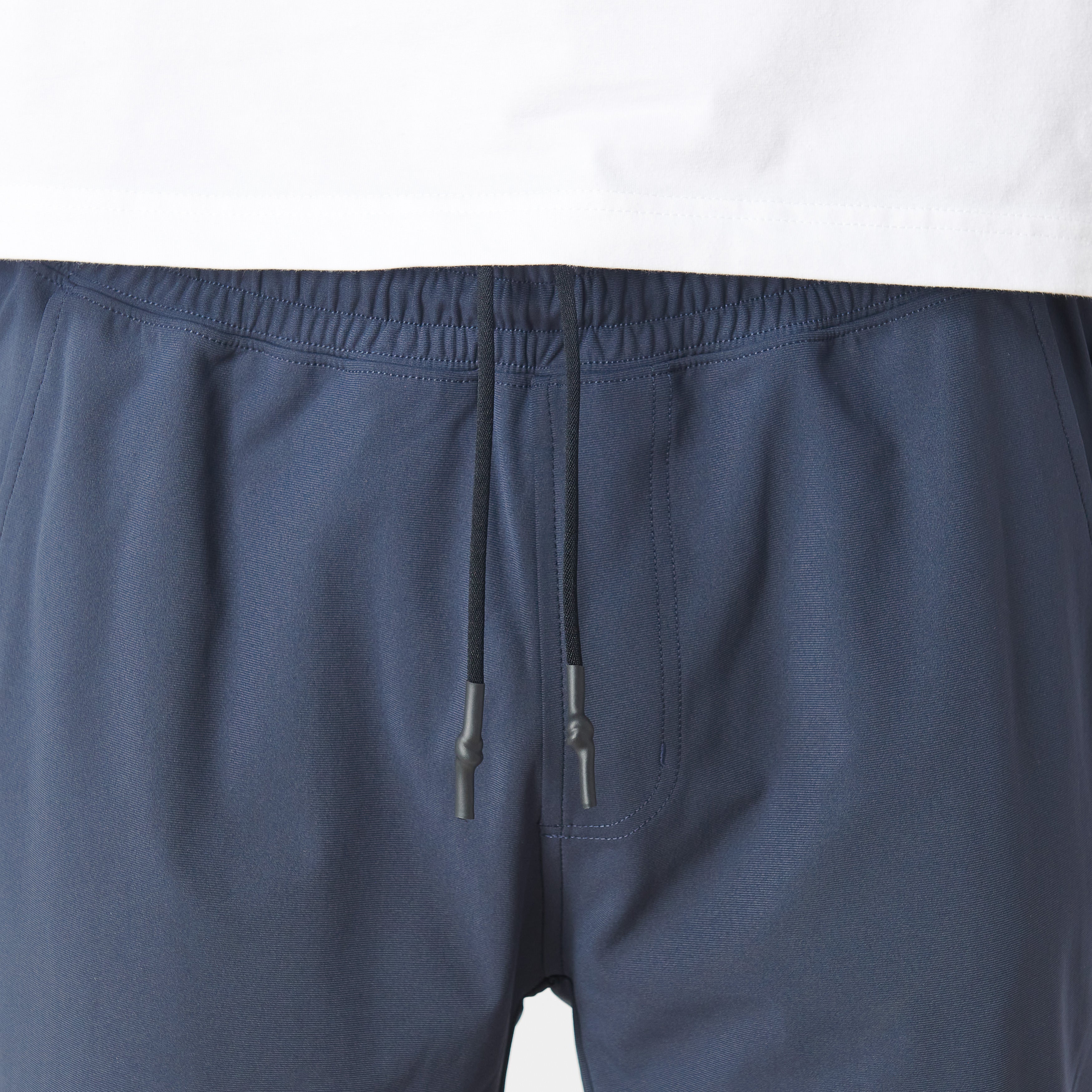 H&W: Kevin is 6’3" / 175 wearing the M/31#color_navy