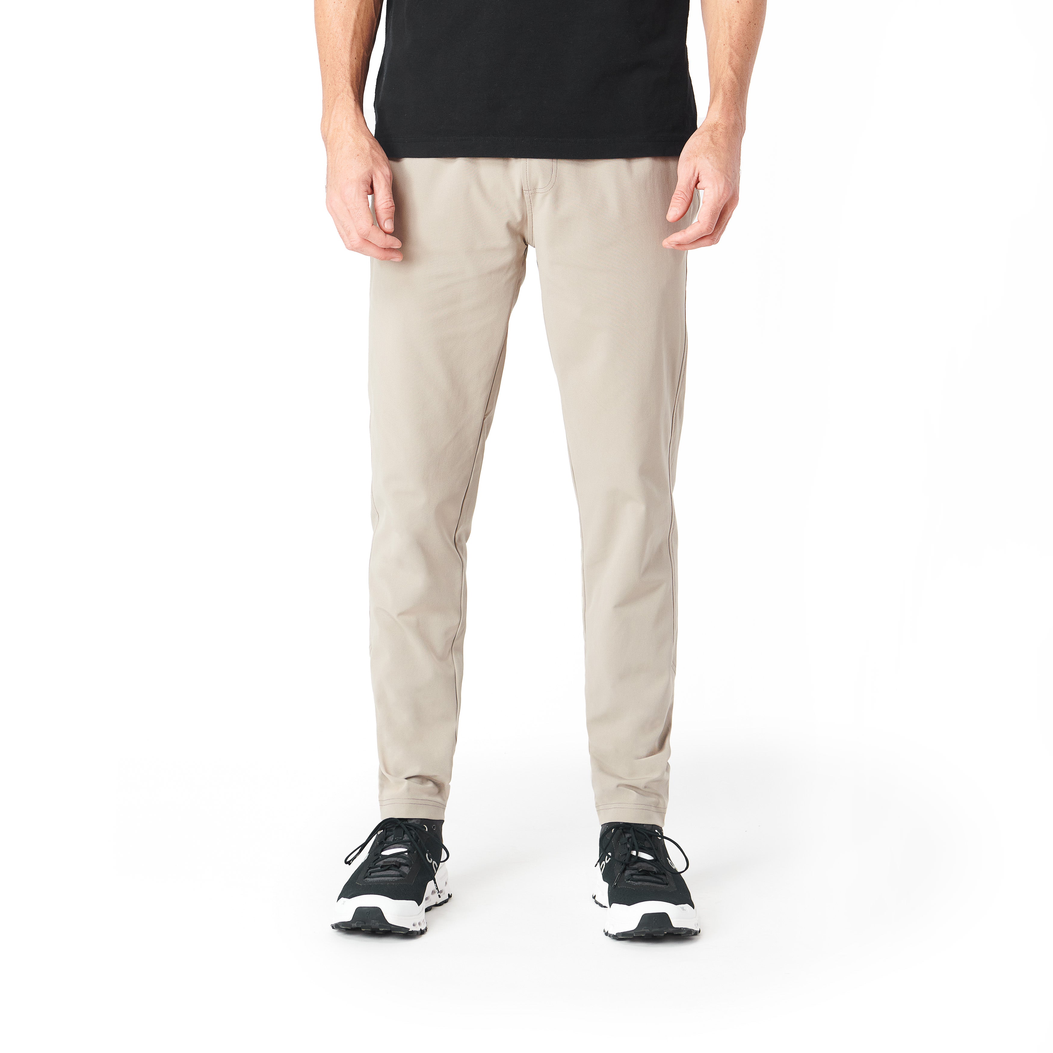 H&W: Kevin is 6’3" / 175 wearing the M/31#color_sand