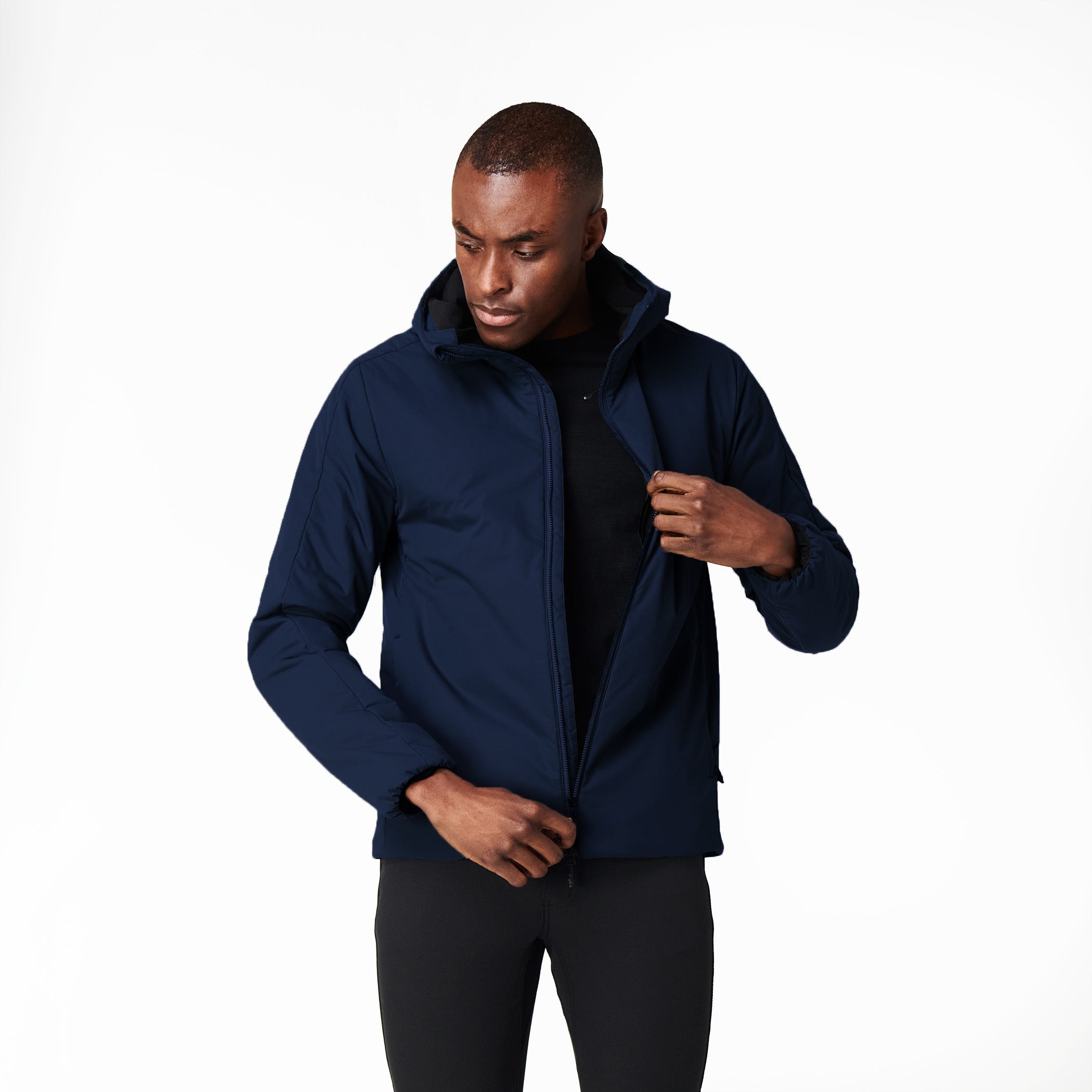 H&W: Jonathan is 6’2" / 170 Lbs. wearing size Medium#color_navy