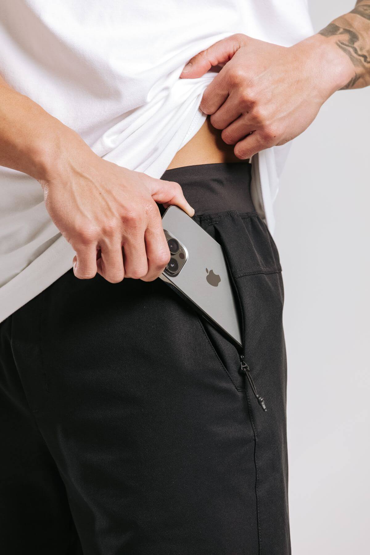 Boundless Short - Black