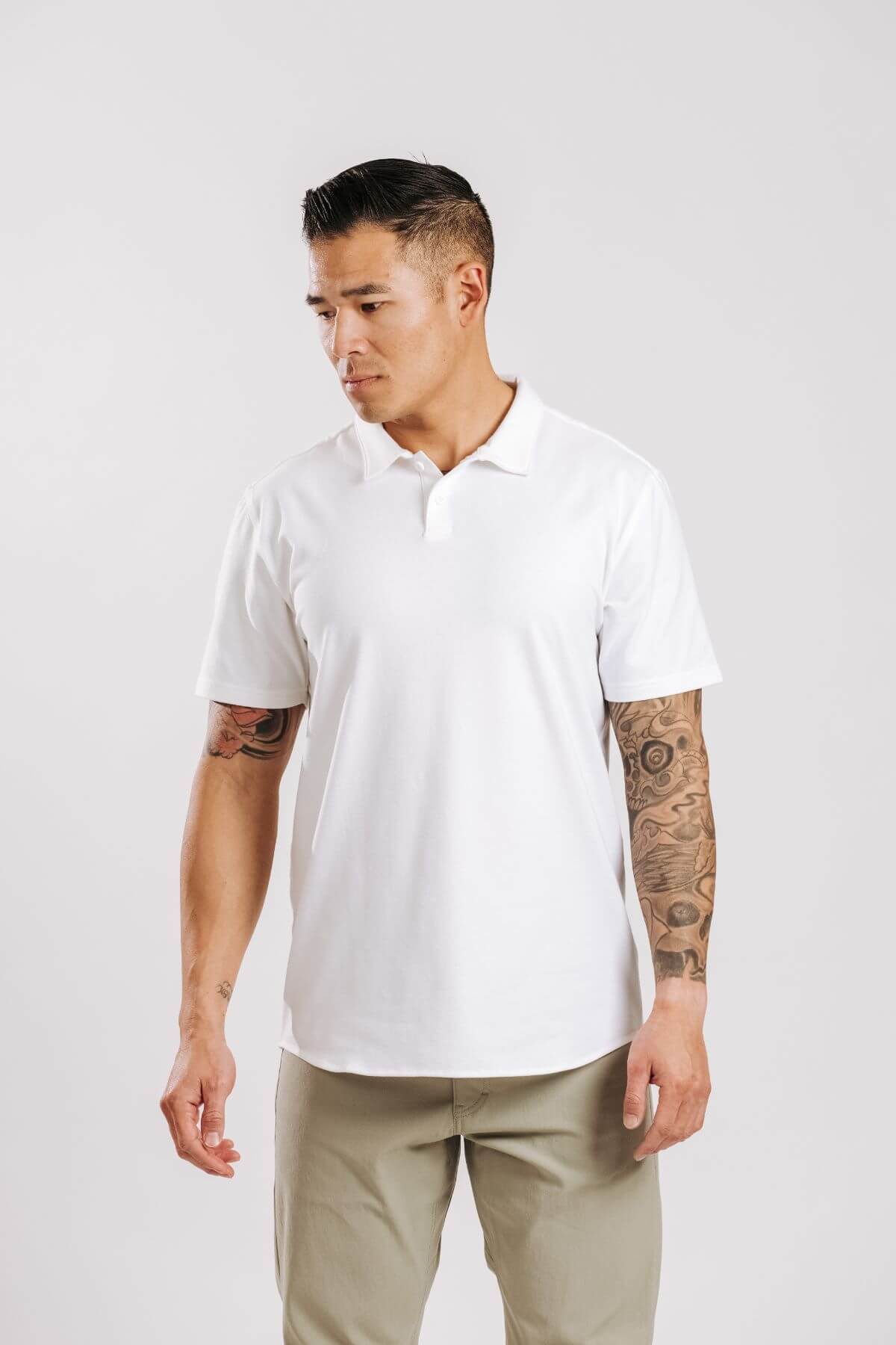 H&W: Don is 5’8" and 165 lbs is wearing size L#color_white