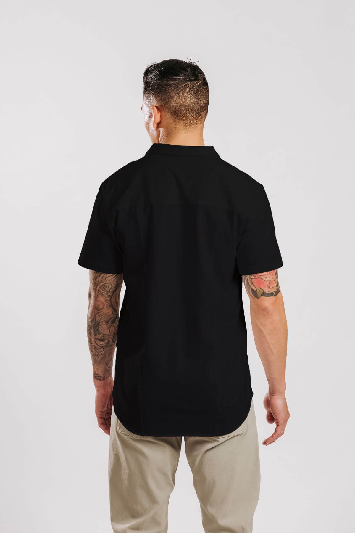 H&W: Don is 5’8" and 165 lbs is wearing size L#color_black