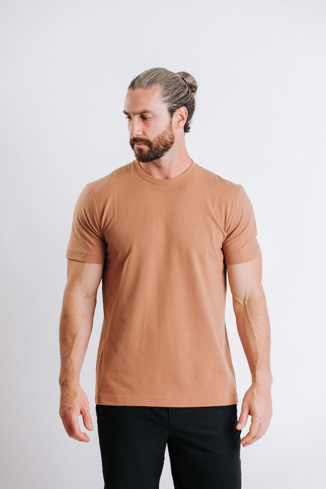 H&W: Weston is 6' / 180lbs. wearing size Medium#color_brick