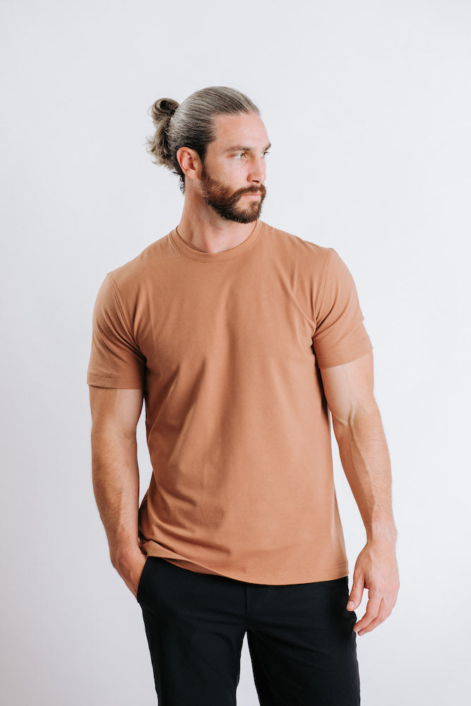 H&W: Weston is 6' / 180lbs. wearing size Medium#color_brick