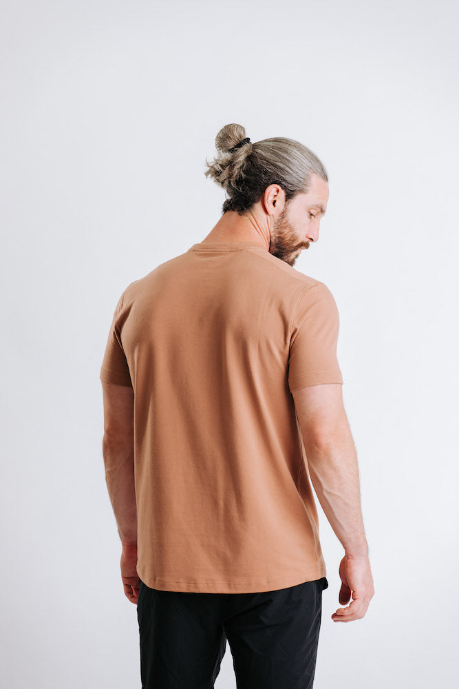 H&W: Weston is 6' / 180lbs. wearing size Medium#color_brick