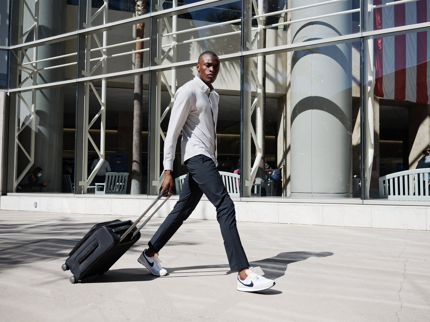 5 Best Wrinkle-Free Travel Clothes To Pack With You on Your Next Vacat