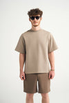 Noah is 5'11 / 165lbs wearing size M